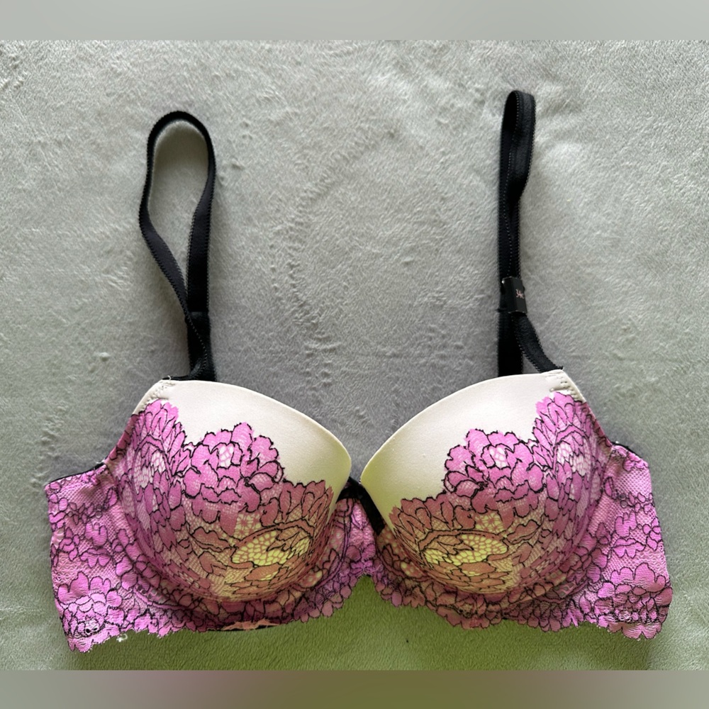 Victoria's Secret Dream Angels Demi Lined Bra